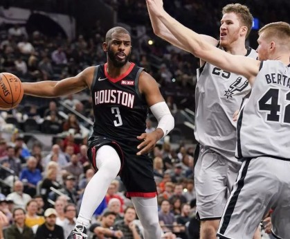  沃尔夫斯堡锋线复苏，多点开花终结连败  