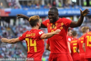  洛里昂旧将回归救主，替补登场上演梅开二度  