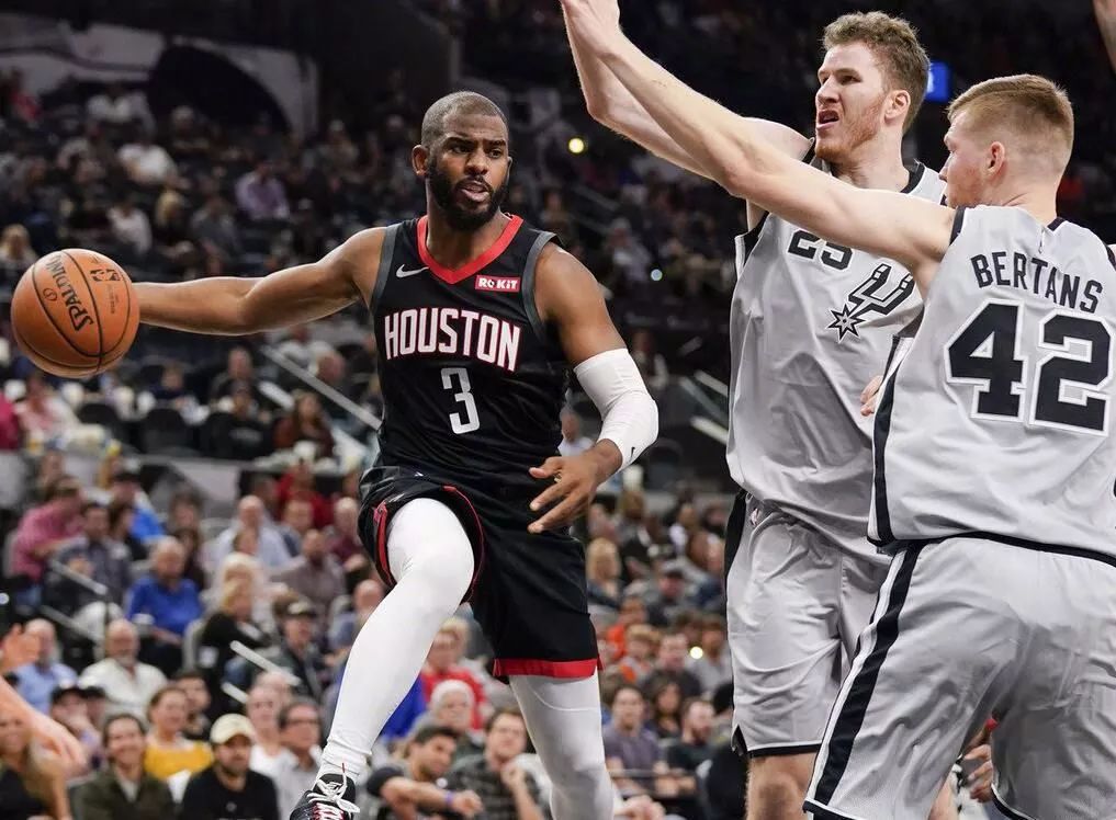  沃尔夫斯堡锋线复苏，多点开花终结连败  